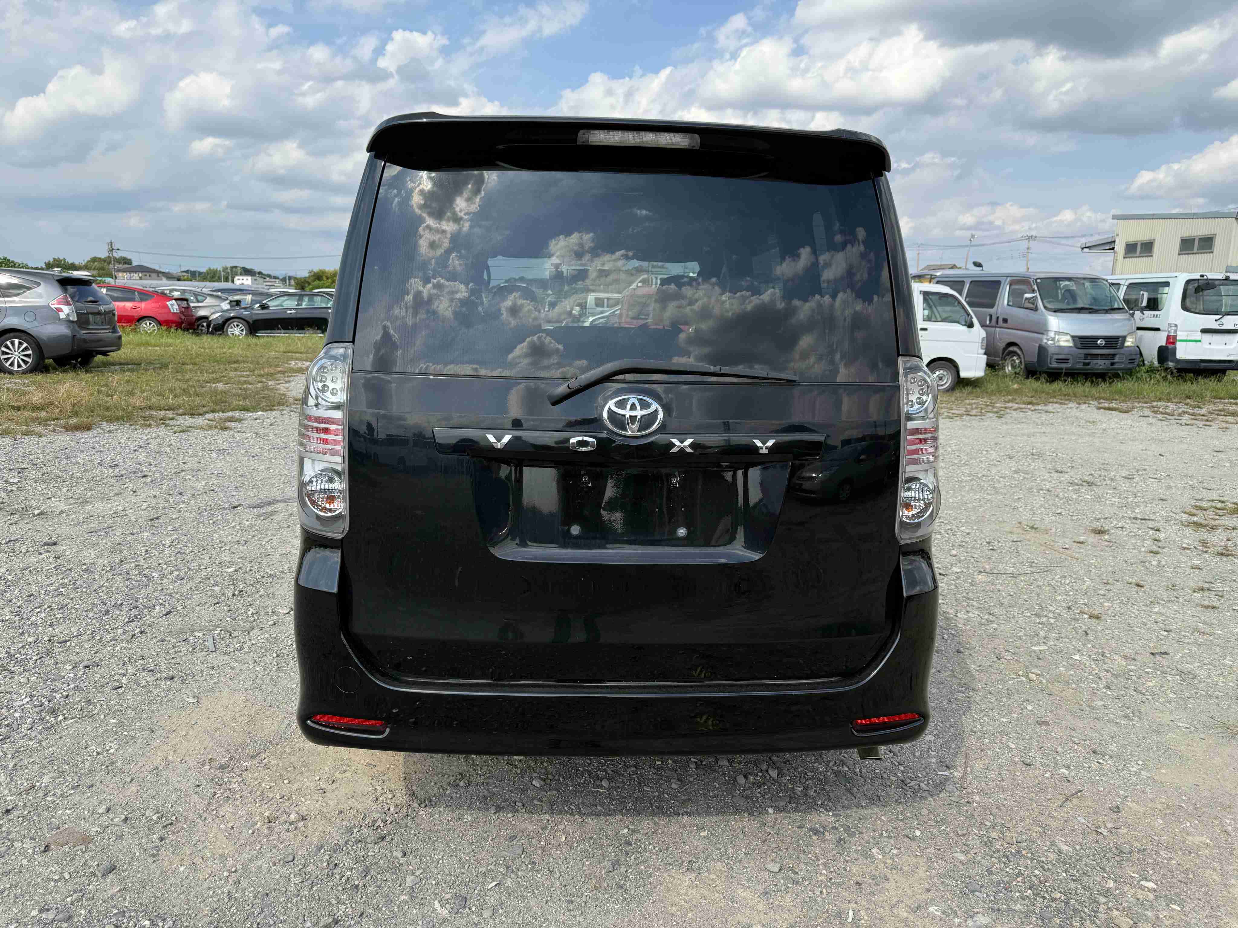 Vehicle image 7